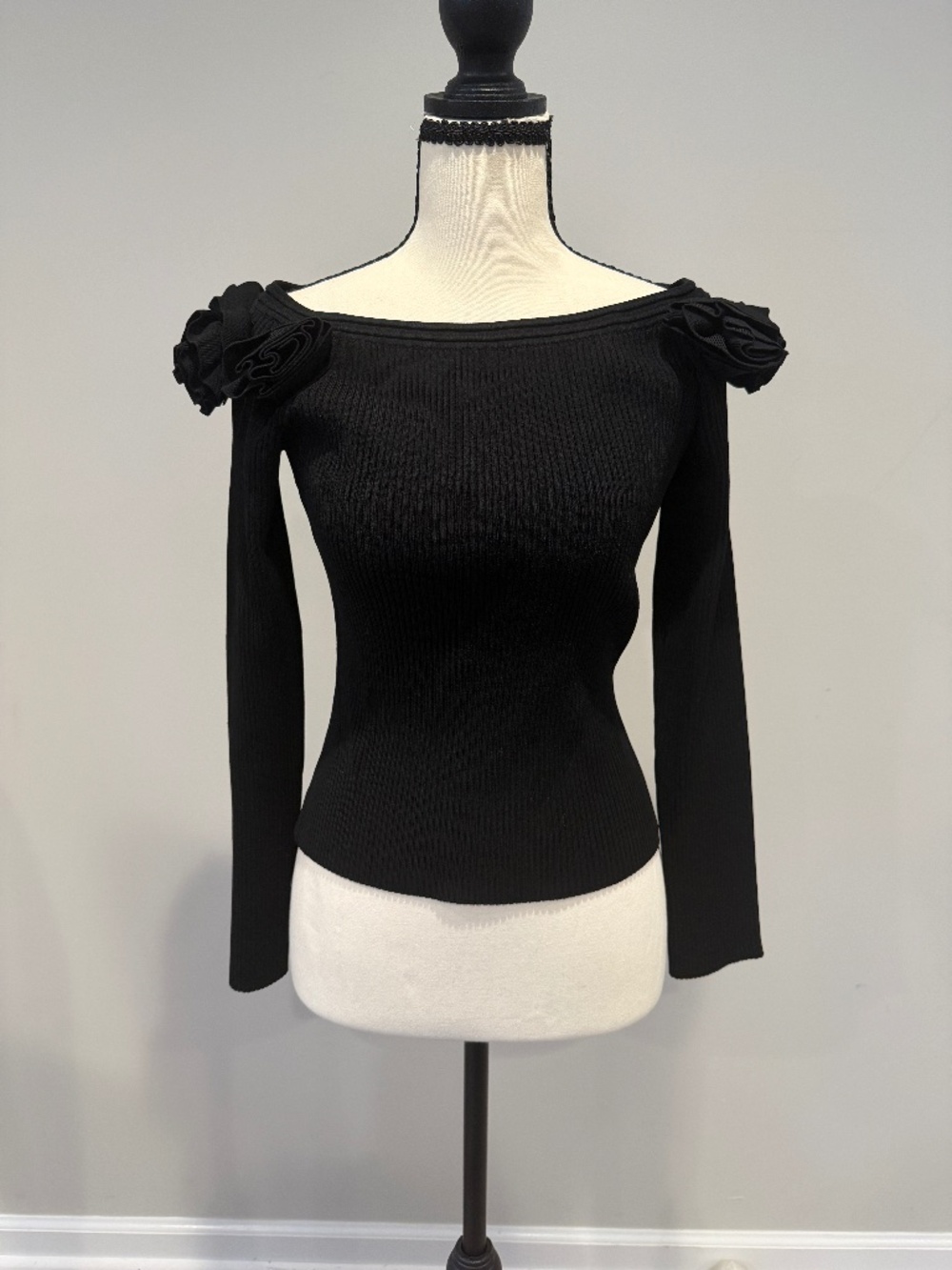 NWT Milly Kayla Off the Shoulder 3D Floral Knit Top Black Size M